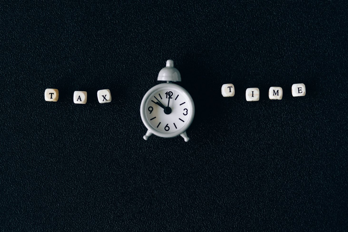 tax-time-clock.jpg